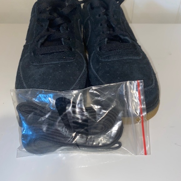 Nike air forces LV8 black and brown